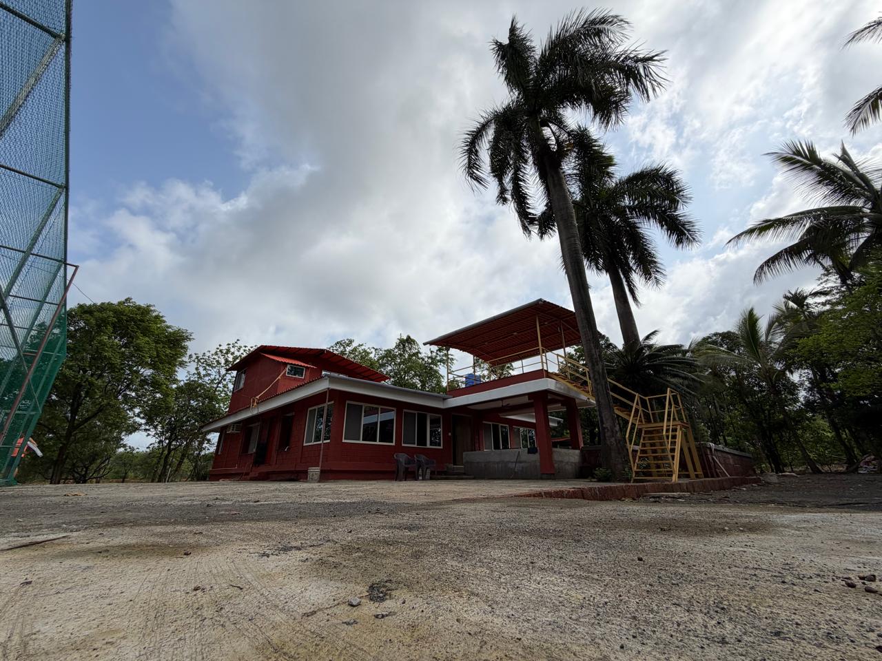 Villa side view